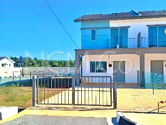 2 Storey Terrace House, Corner Lot