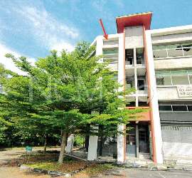 3 Storey Shop Office, Corner Lot