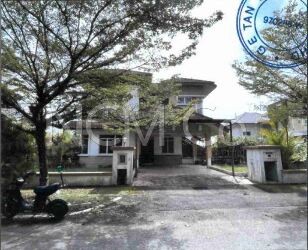 2.5 Storey Bungalow