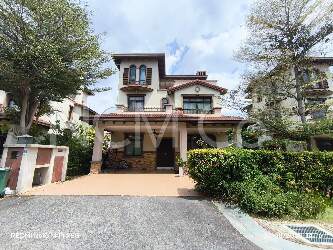 3 Storey Detached House