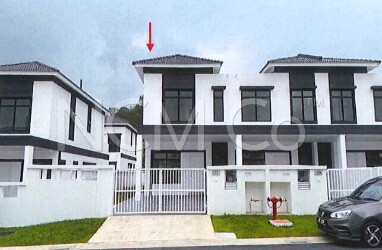 2 Storey Terrace House, End Lot, Renovated