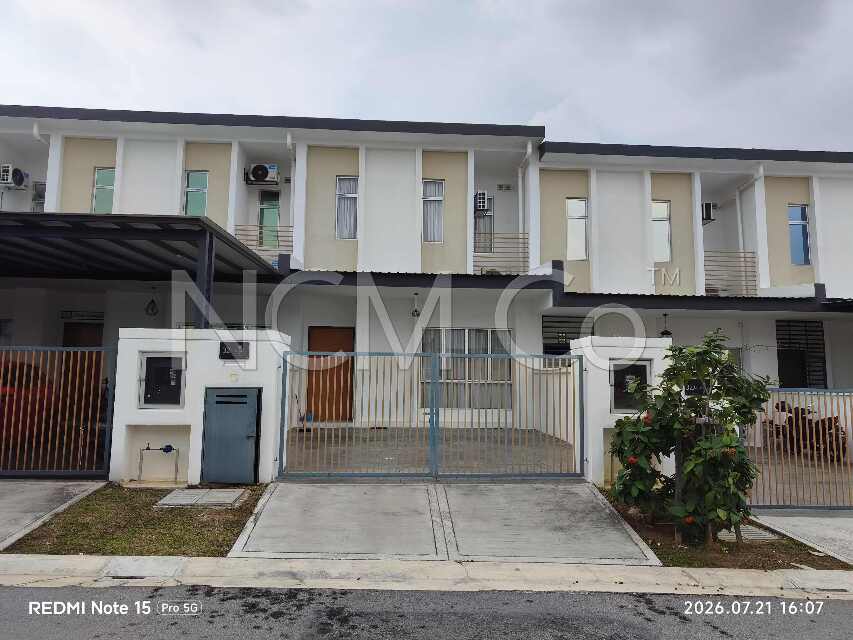 2 Storey Terrace House, Intermediate