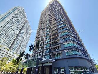 Condominium, Corner Lot