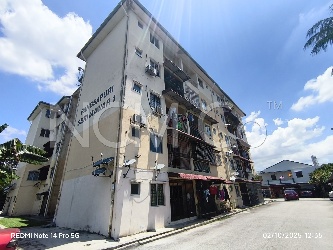 Apartment, Corner Lot