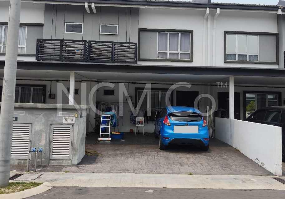 2 Storey Terrace House, Intermediate