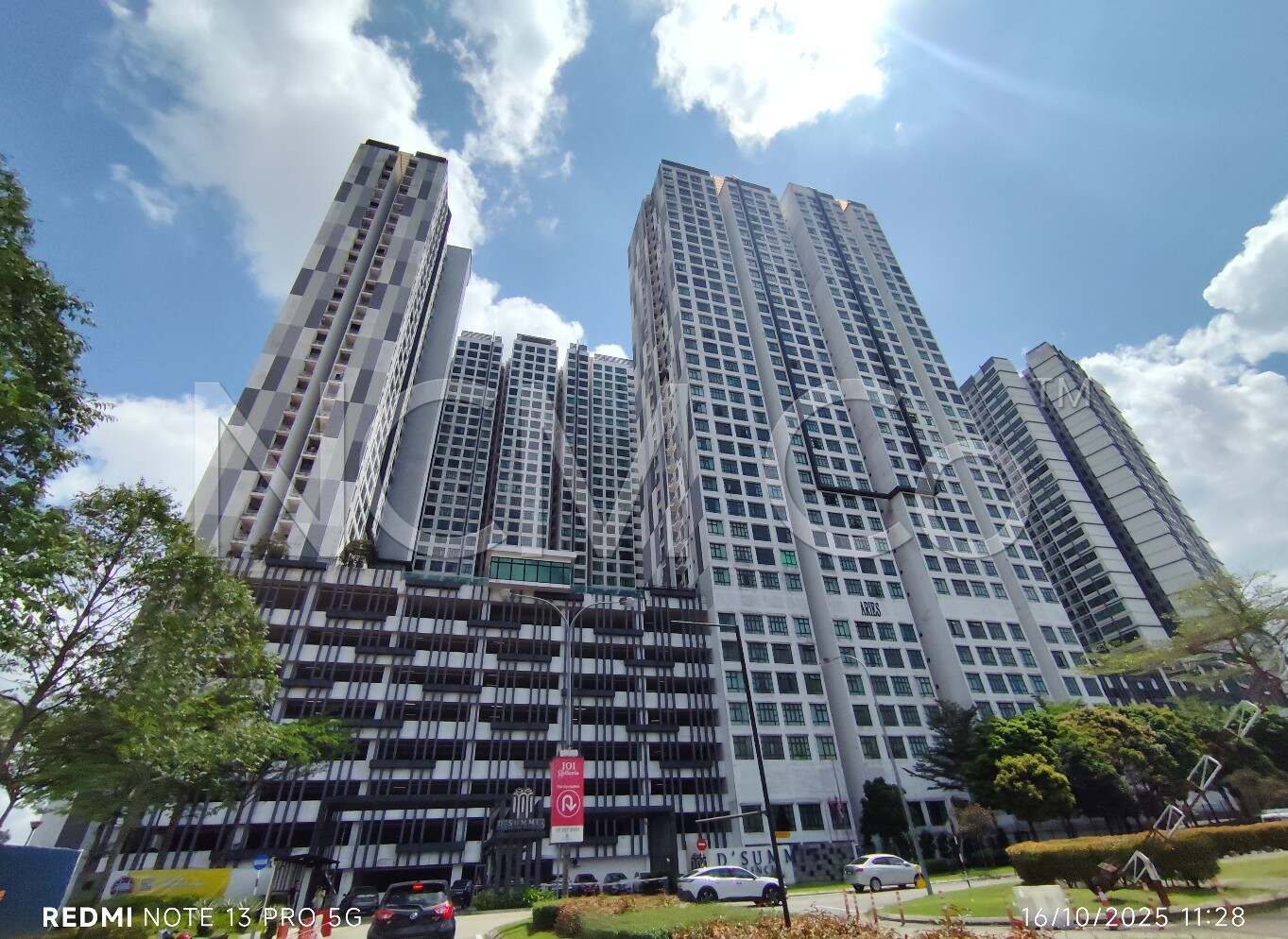Service Apartment