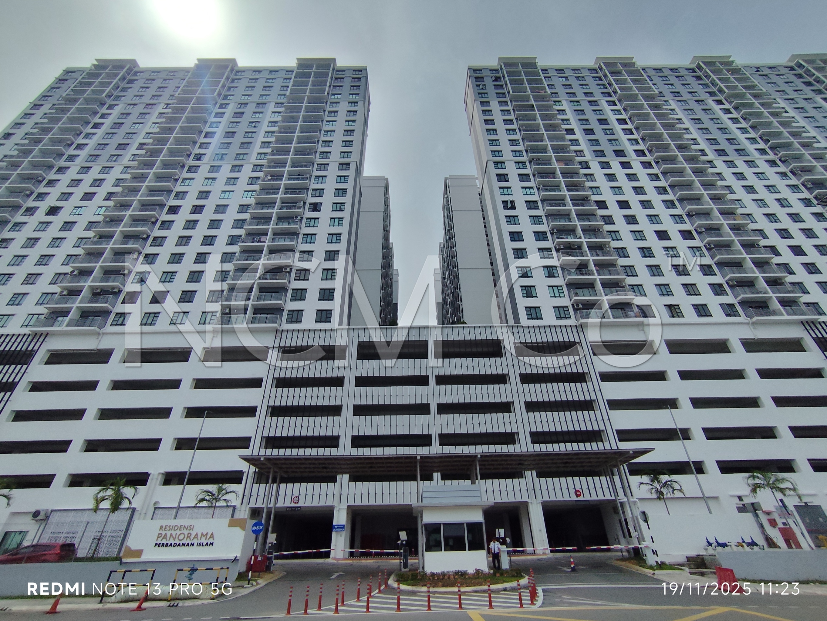 Service Apartment