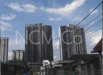 Service Apartment, Corner Lot