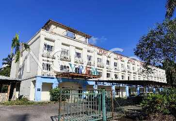 Studio Service Apartment