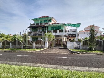 2.5 Storey Bungalow House
