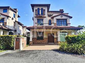 3 Storey Detached House