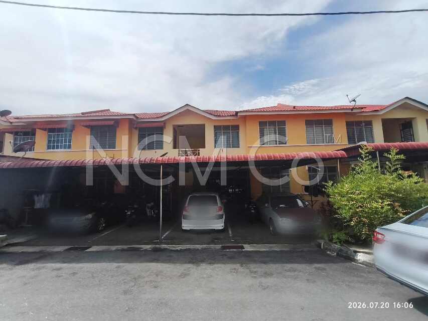 Town House, Intermediate