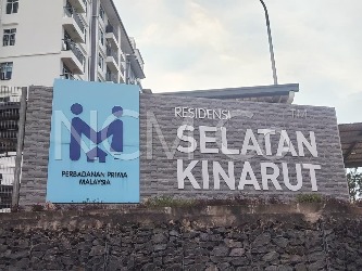 Apartment, Corner Lot