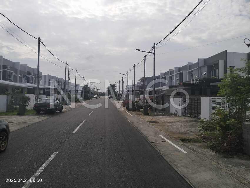 2 Storey Terrace House, Intermediate