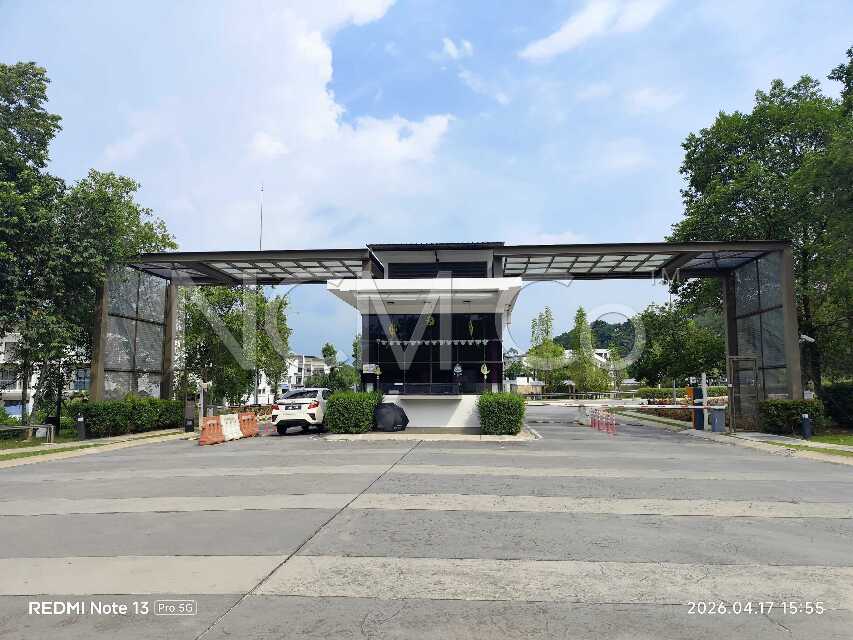 3 Storey Superlink Terrace House, Intermediate