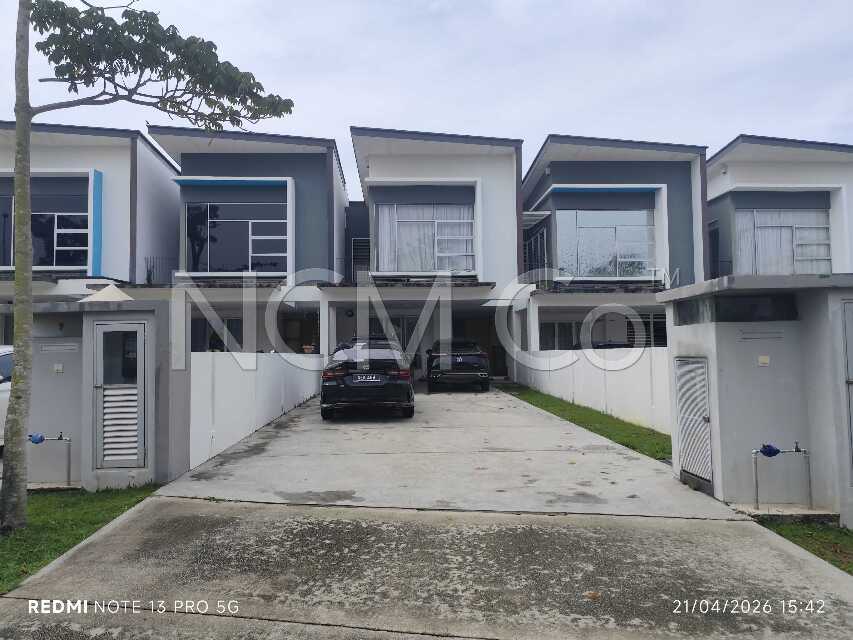 2 Storey Terrace House, Intermediate