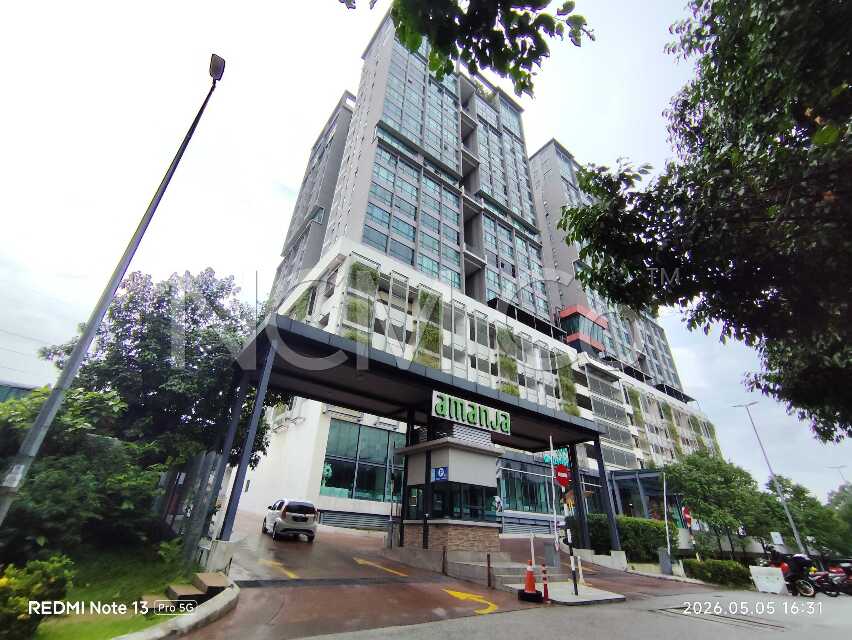 Service Apartment, End Lot