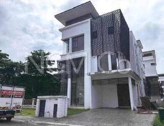 3 Storey Detached House