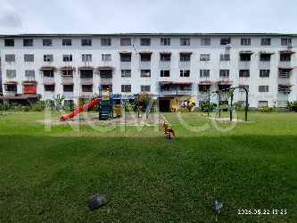 Apartment, Corner Lot
