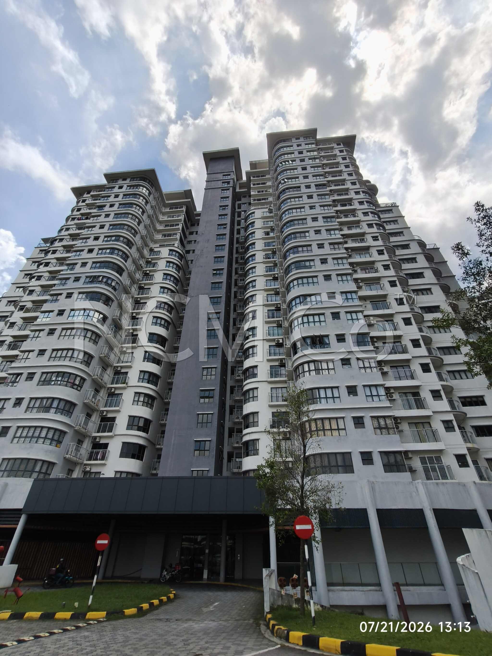 Service Apartment
