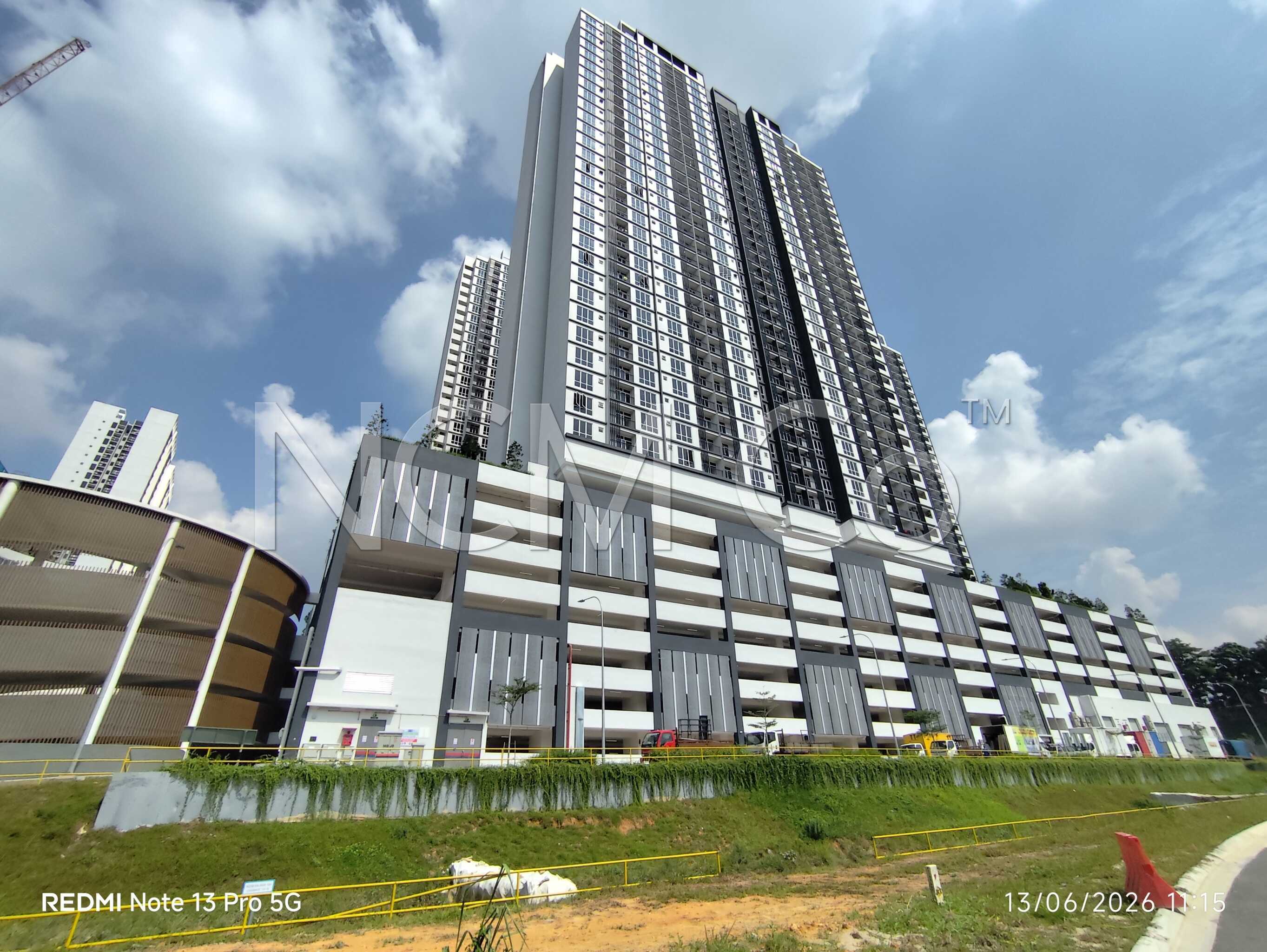 Service Apartment