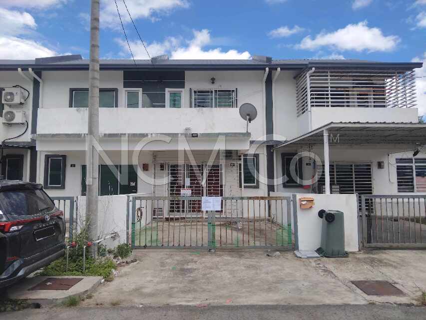 2 Storey Terrace House, Intermediate