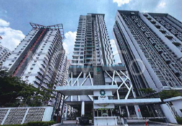 Service Apartment, Corner Lot