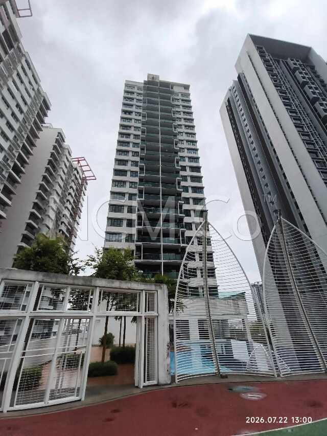 Service Apartment, Corner Lot