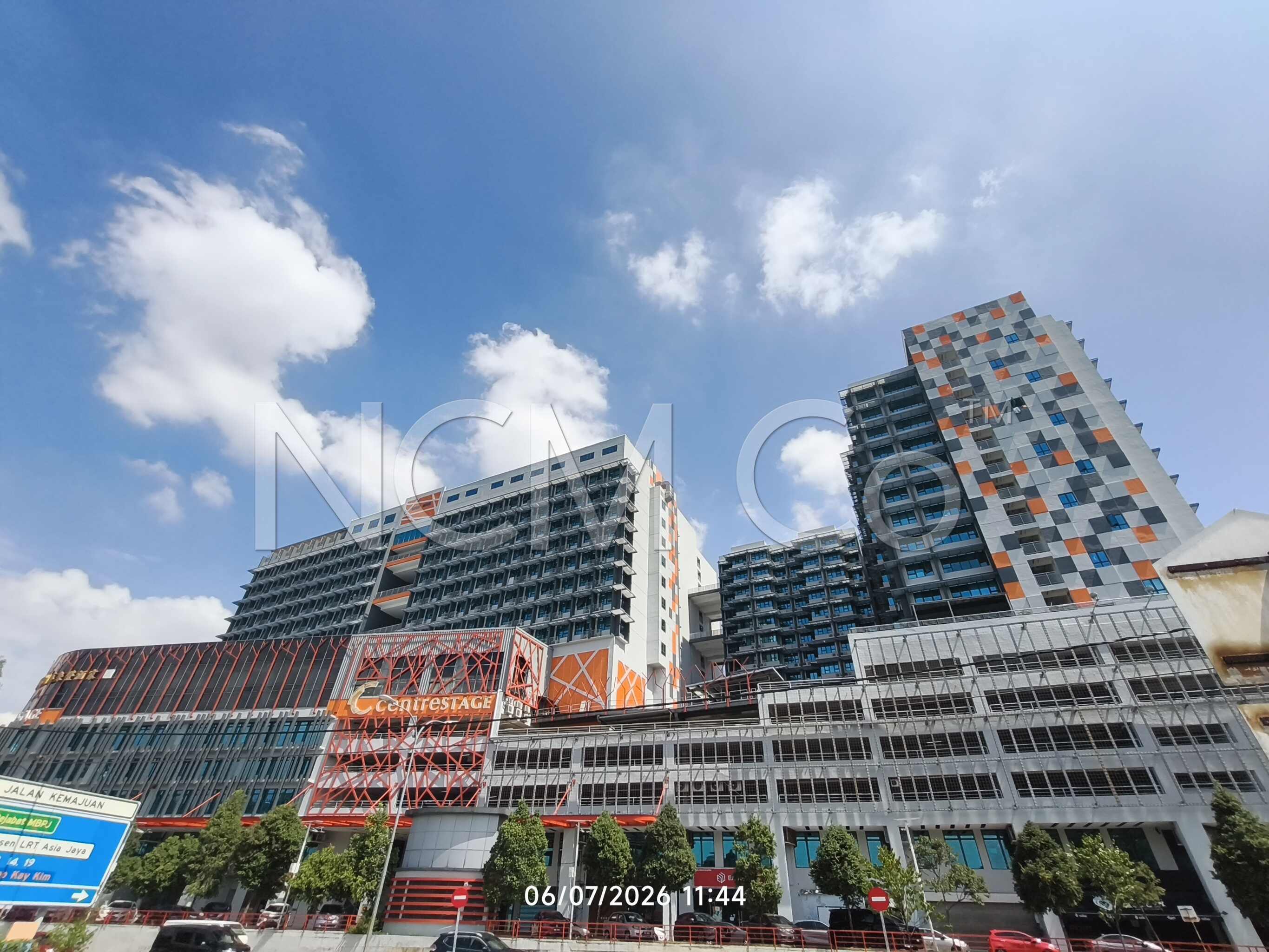 Service Apartment