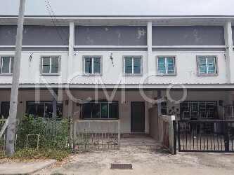 2 Storey Terrace House, Intermediate