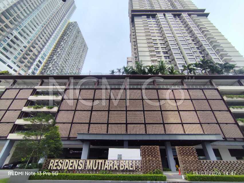 Duplex Service Apartment