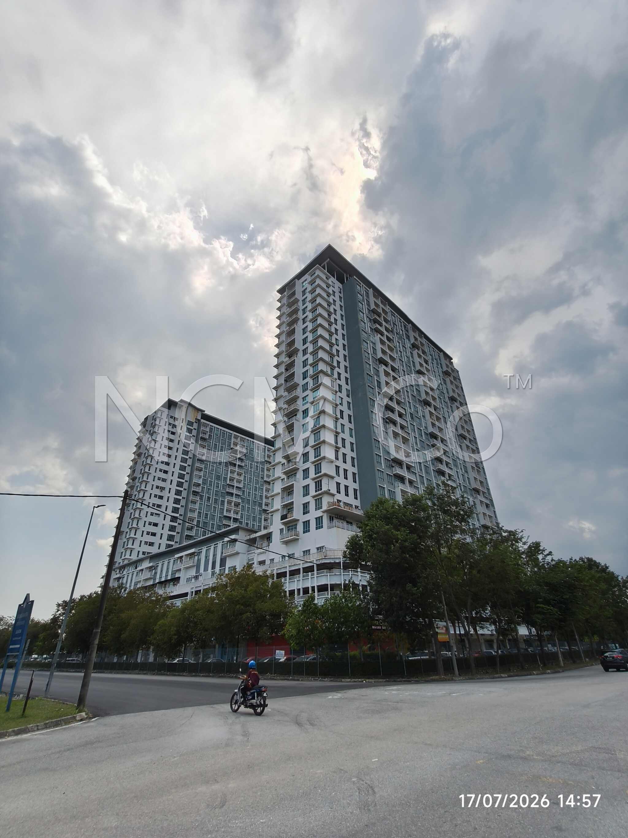 Service Apartment