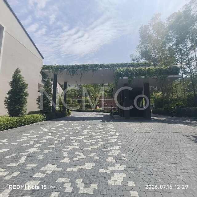 3 Storey Terrace House