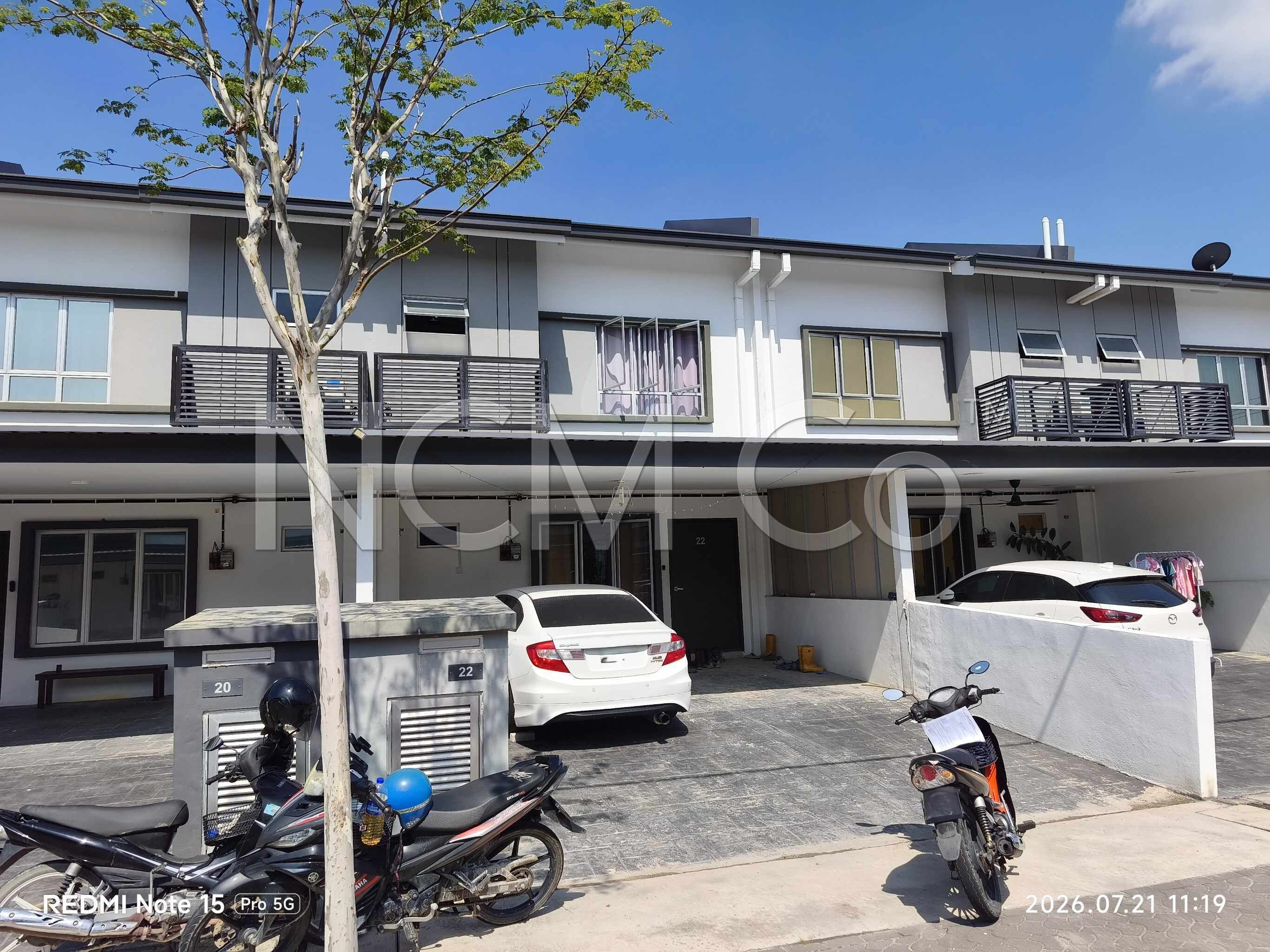 2 Storey Terrace House, Intermediate