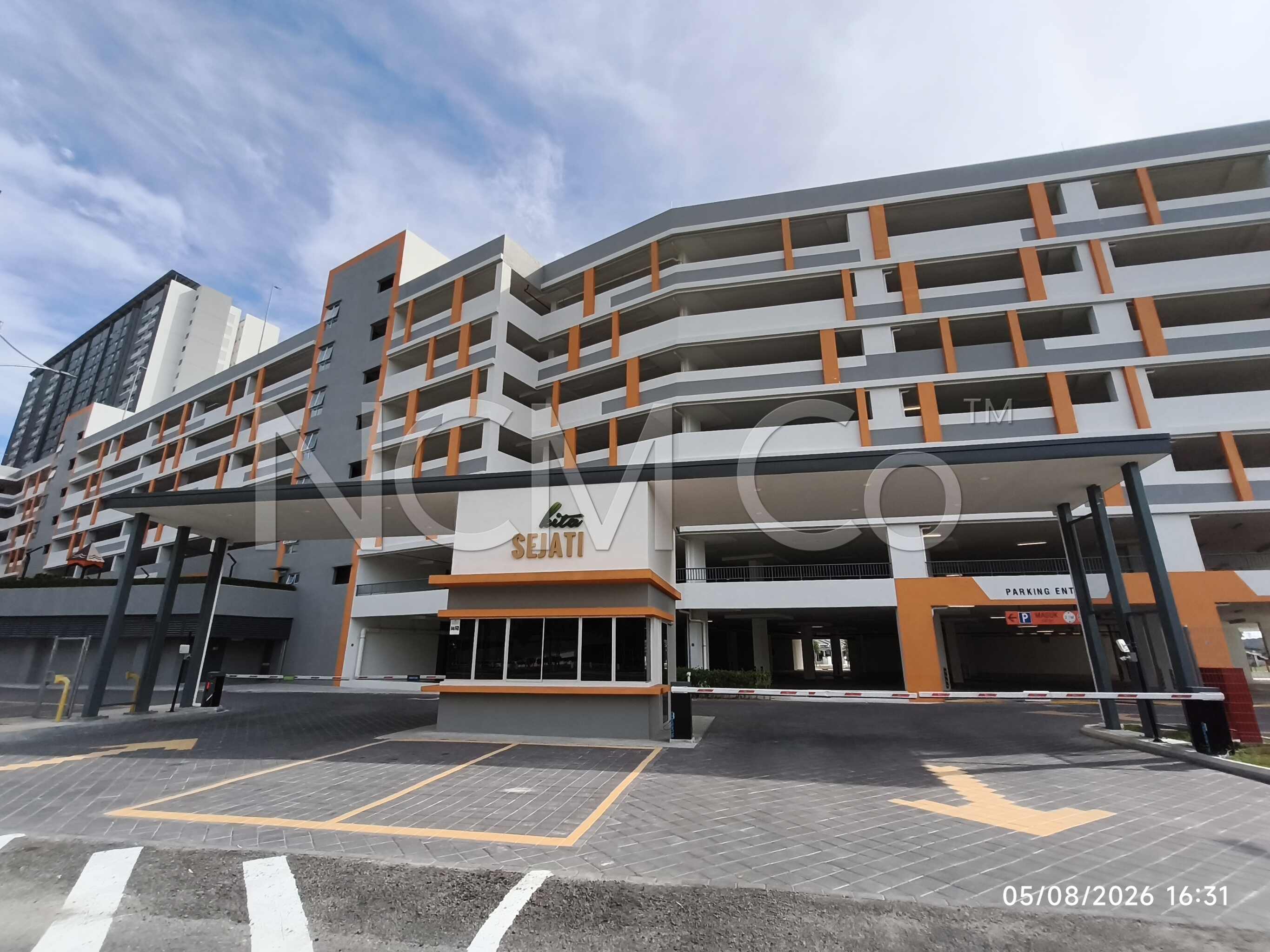 Service Apartment