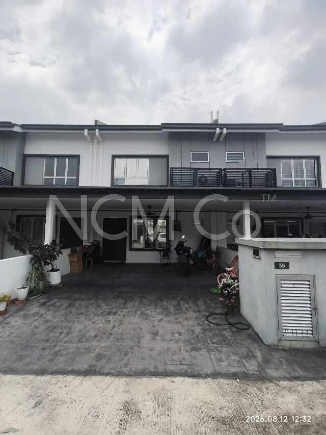 2 Storey Terrace House, Intermediate