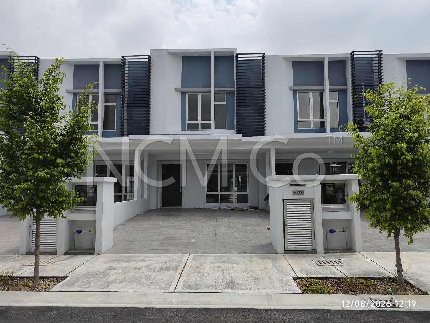 2 Storey Terrace House, Intermediate