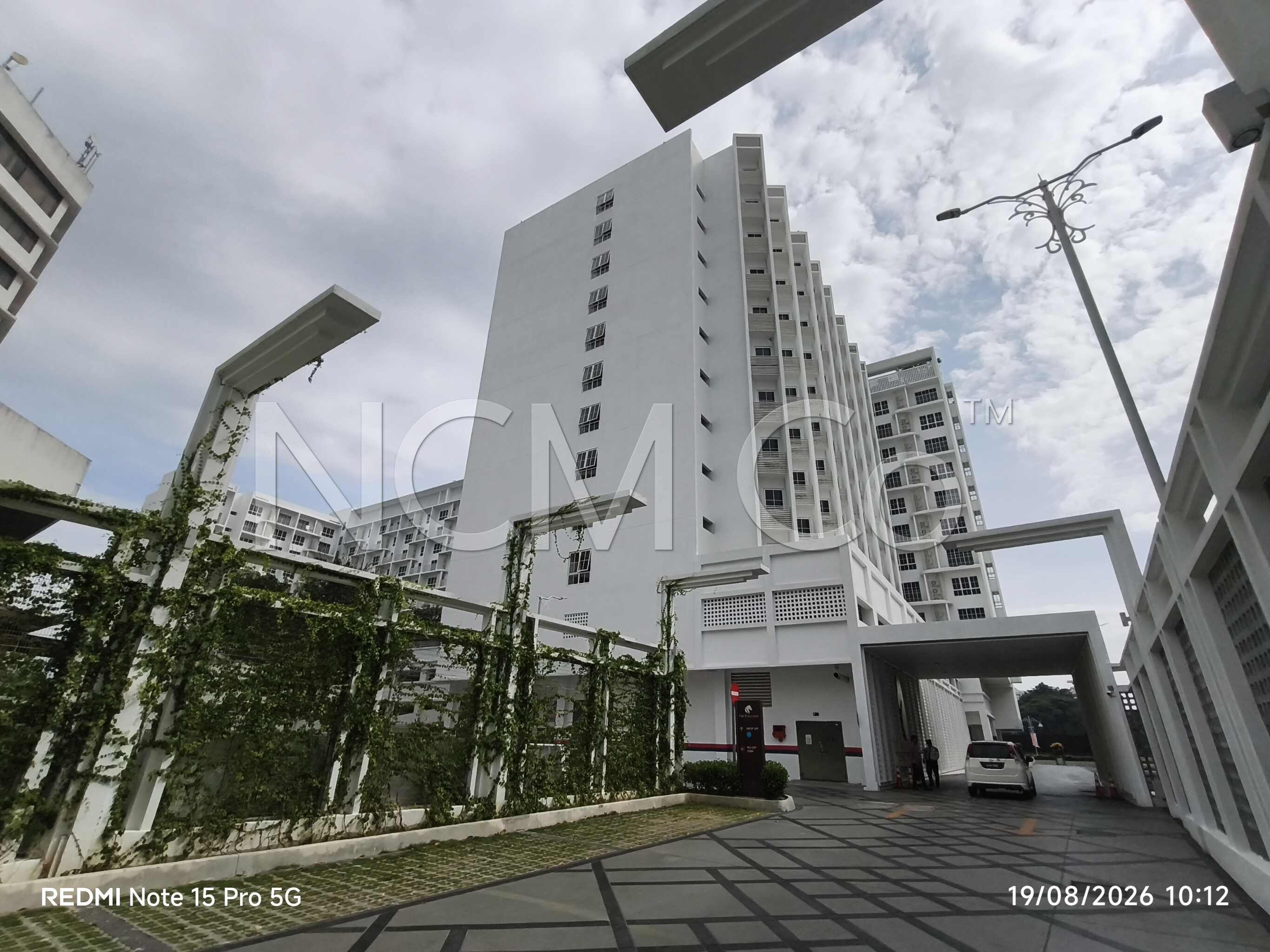 Service Apartment