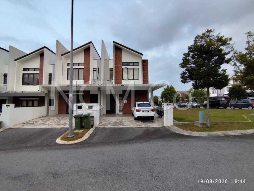 2 Storey Terrace House, Corner Lot