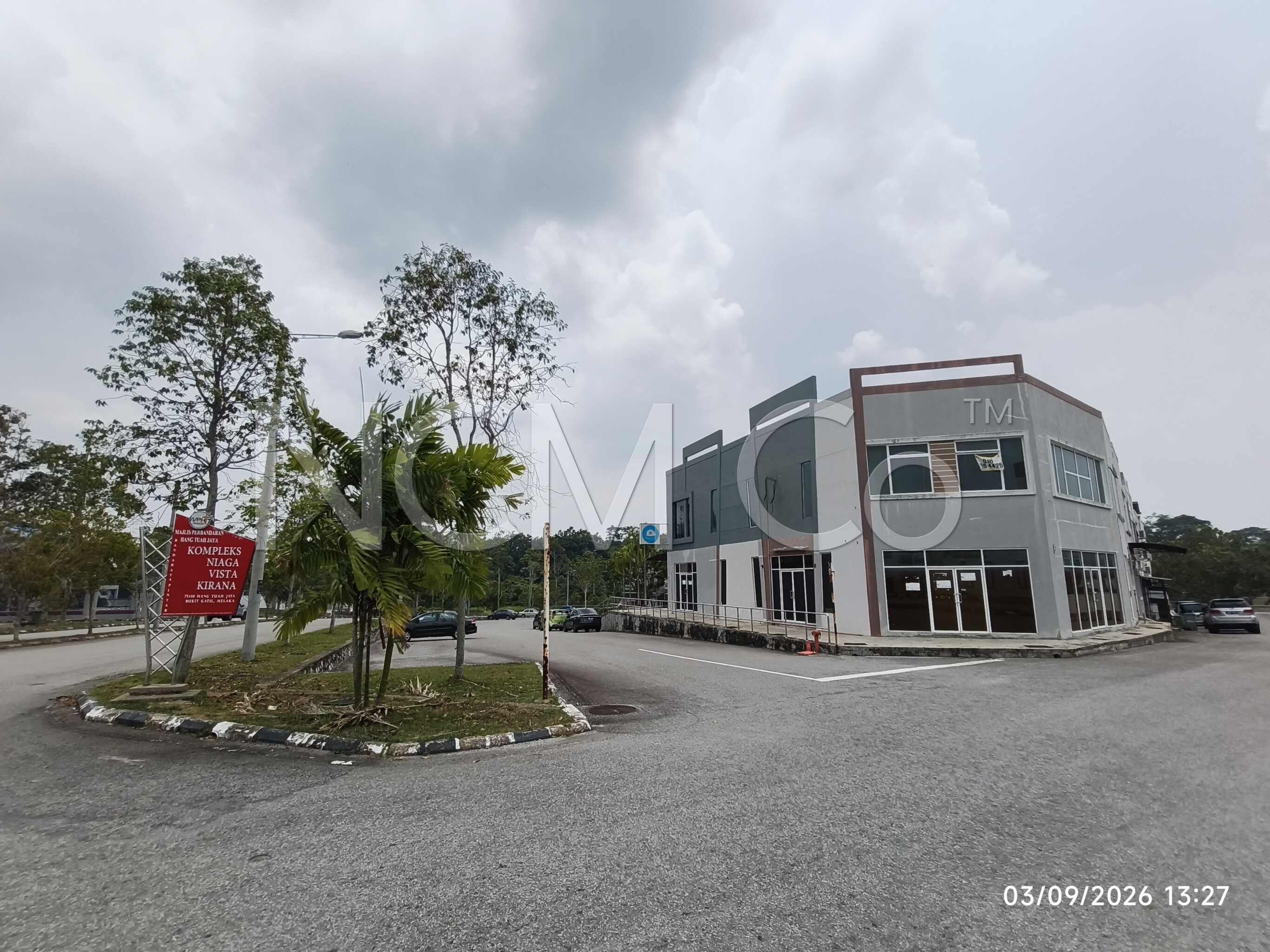 2 Storey Shop Office, Intermediate