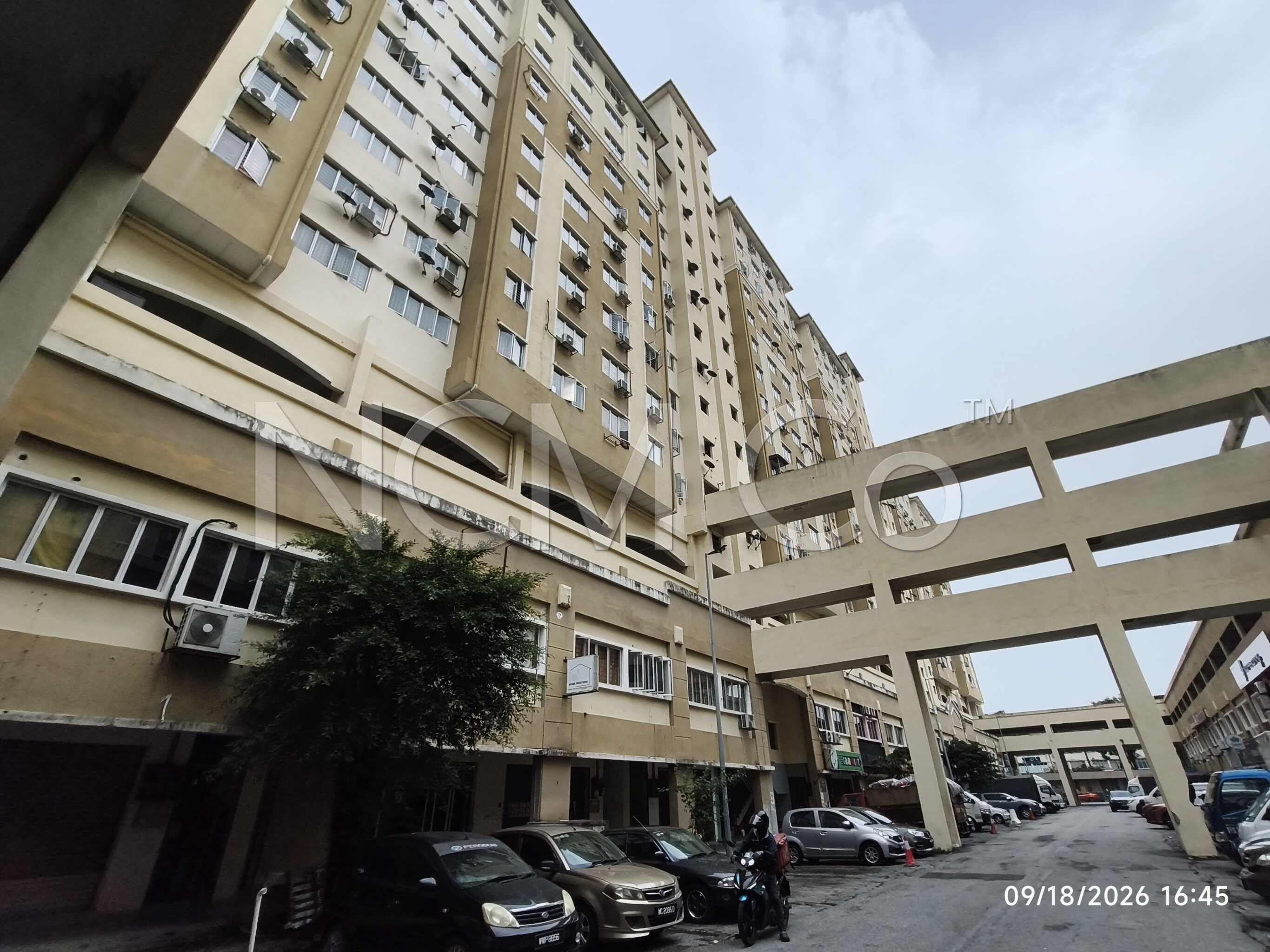 Service Apartment