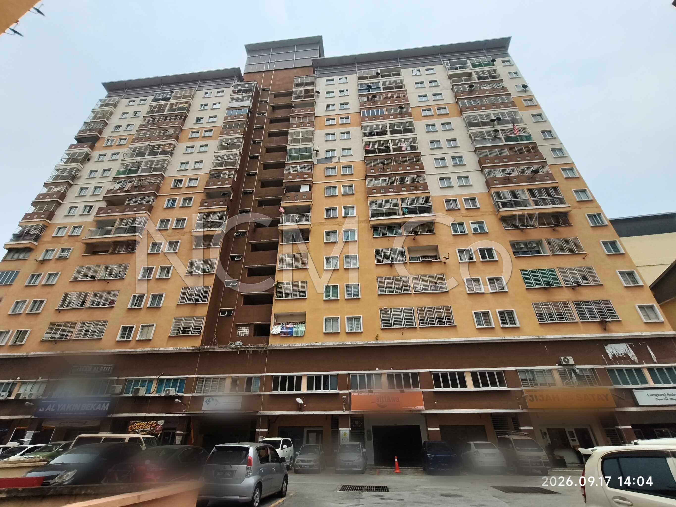 Service Apartment, Corner Lot