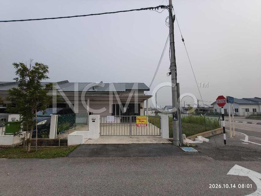 1 Storey Terrace House, Corner Lot