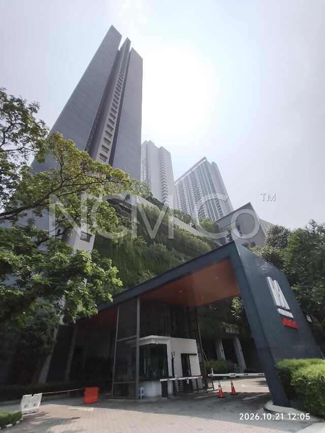 Service Apartment, Corner Lot